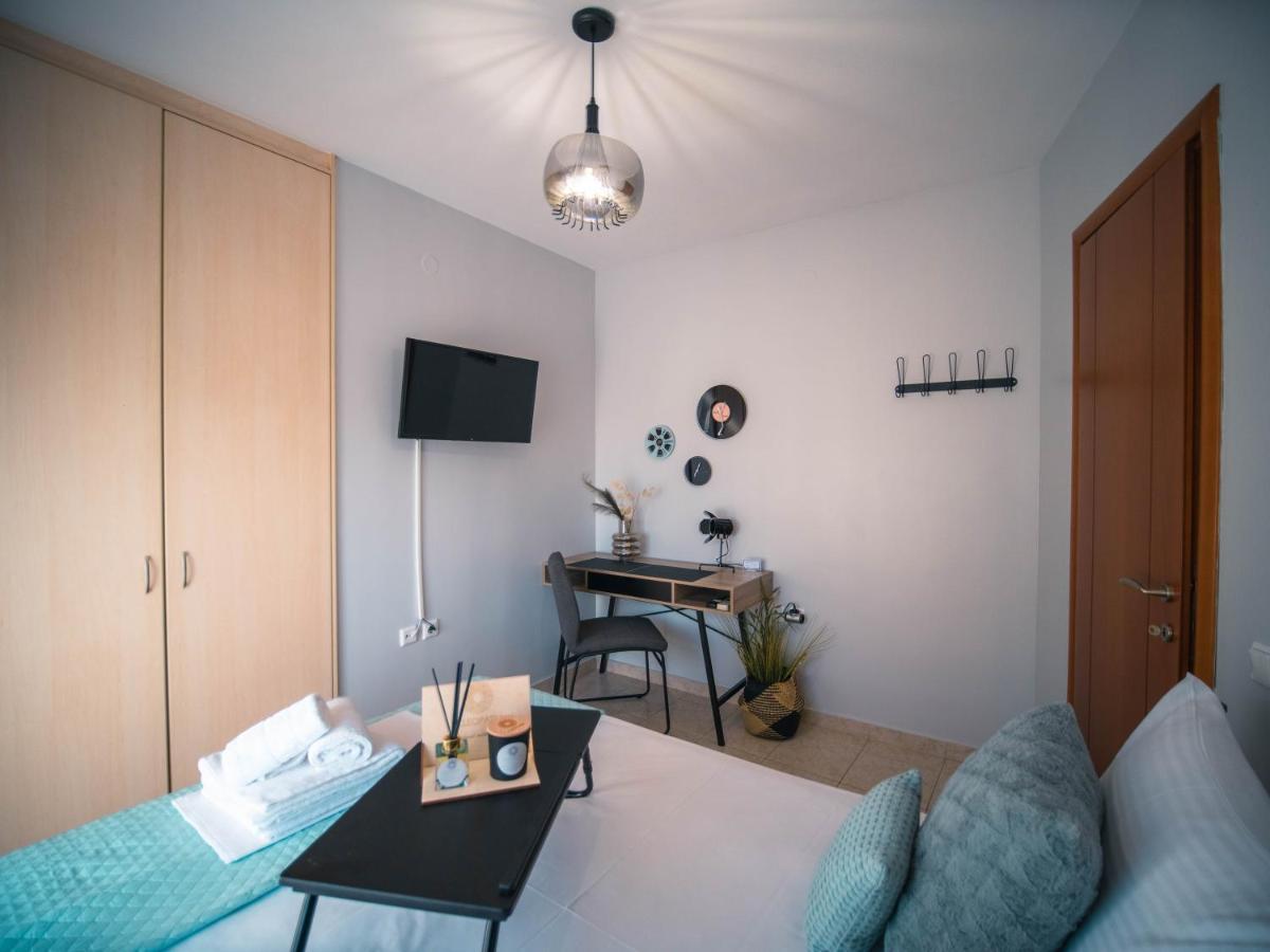 Menta Retro - Central Spot Apartments Volos Ngoại thất bức ảnh