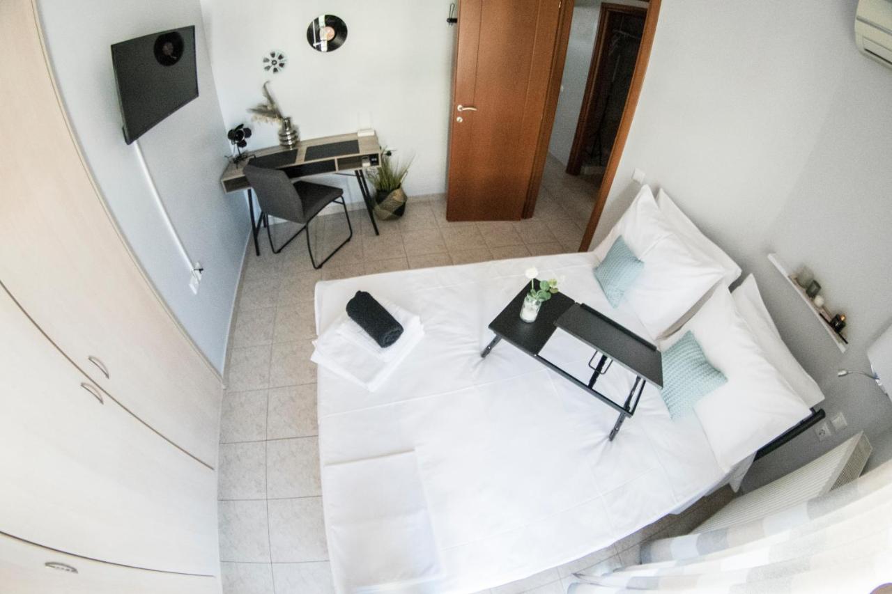 Menta Retro - Central Spot Apartments Volos Ngoại thất bức ảnh